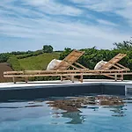 Tatil Evi Advania *